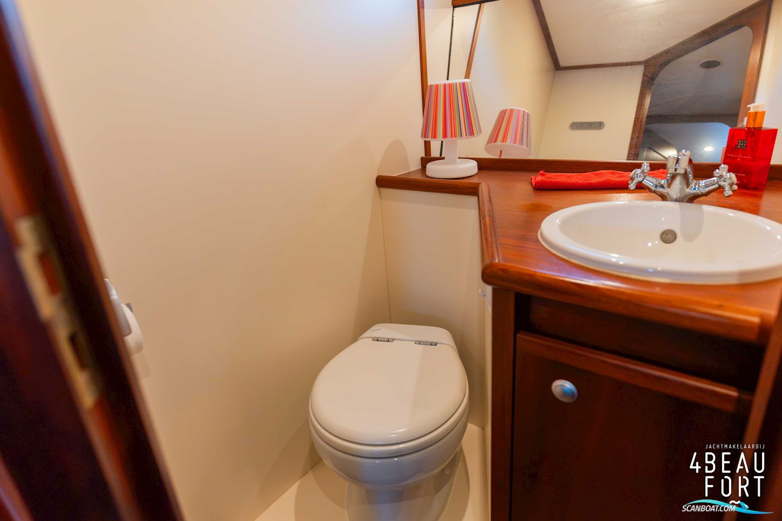 Altena 53 Custom Trawler