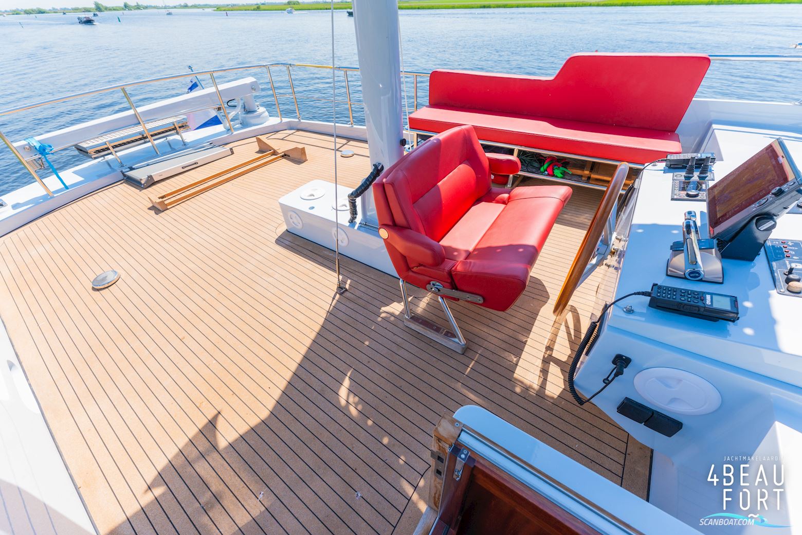 Altena 53 Custom Trawler