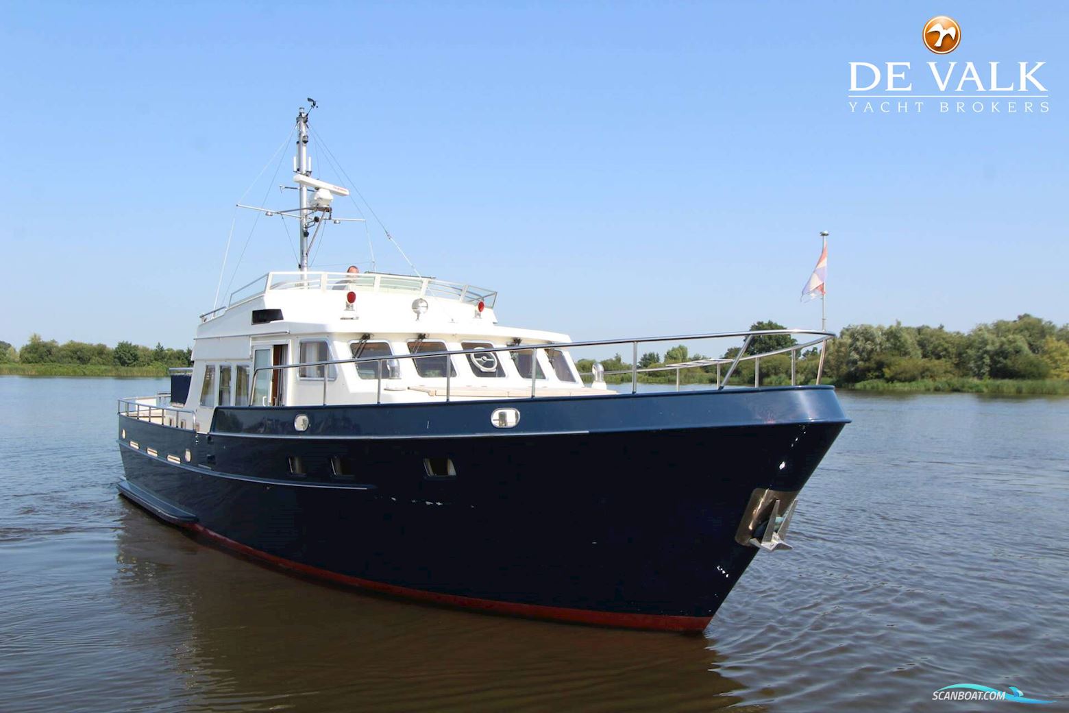 Altena Blue Water Trawler 48