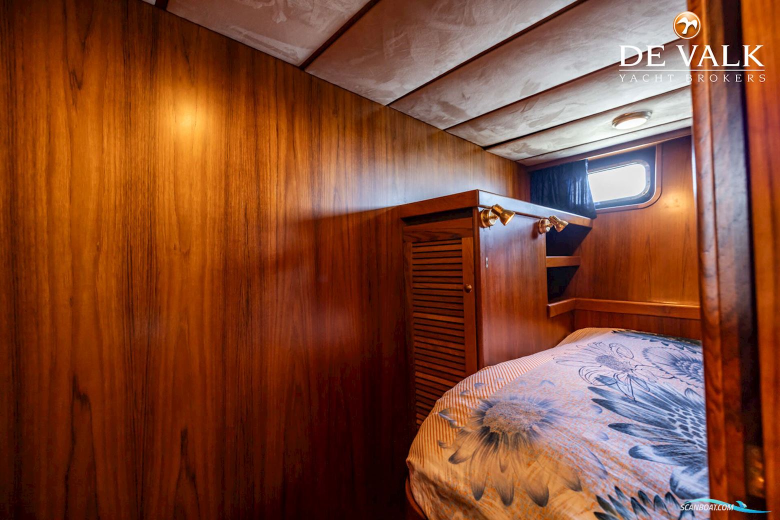 Altena Blue Water Trawler 58