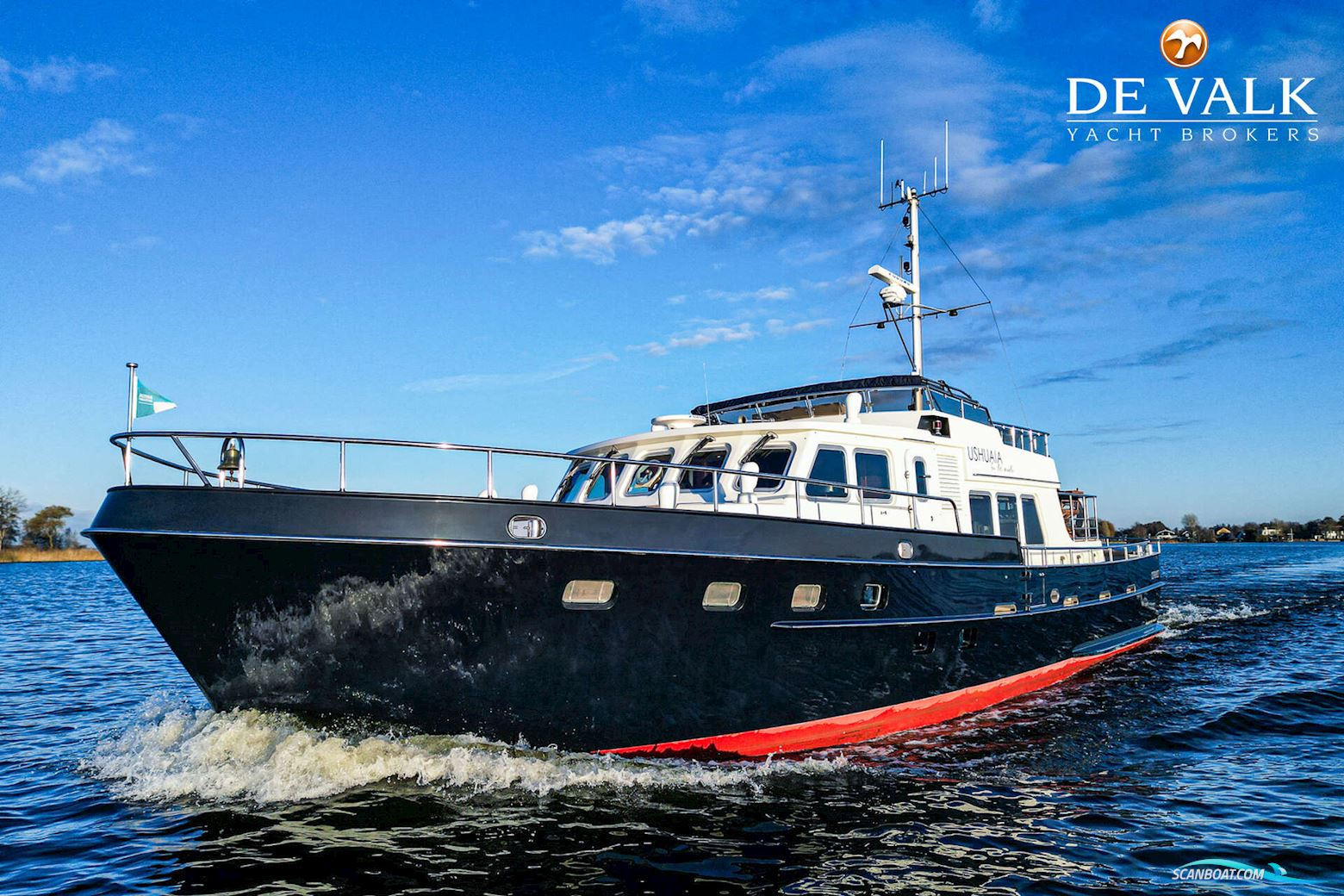 Altena Blue Water Trawler 58