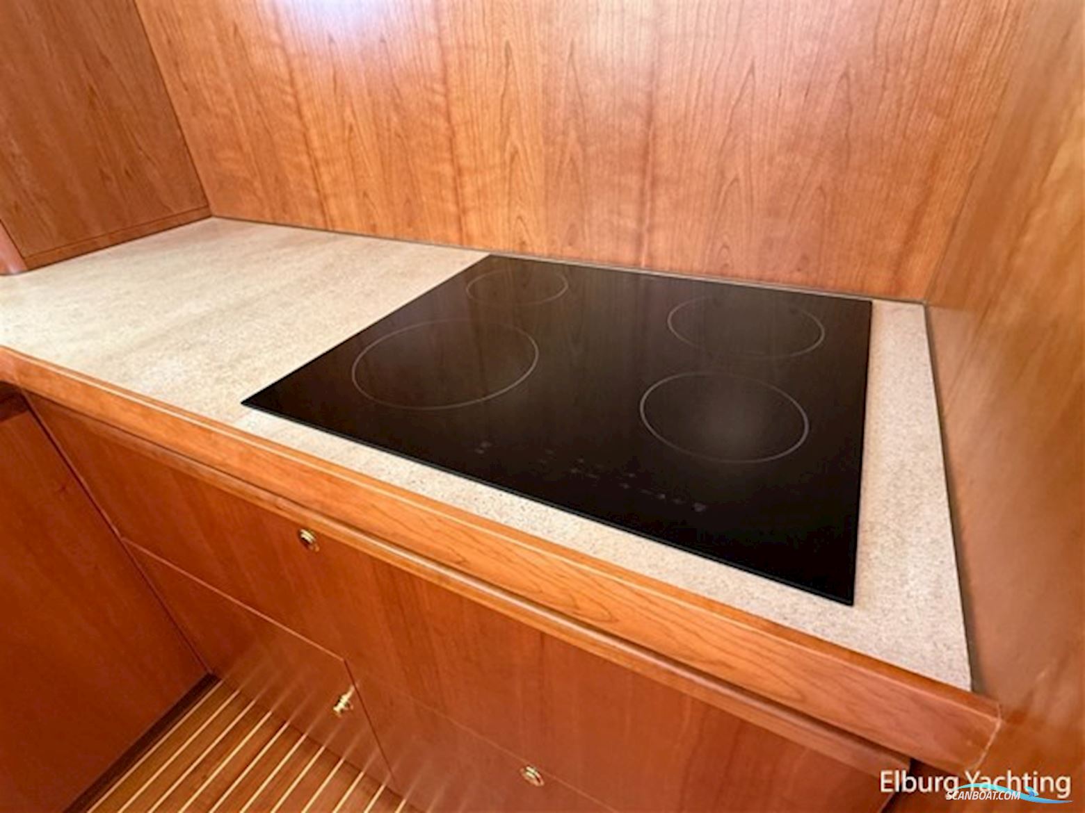 Altena Trawler 50 - France Proof - Stabilizers