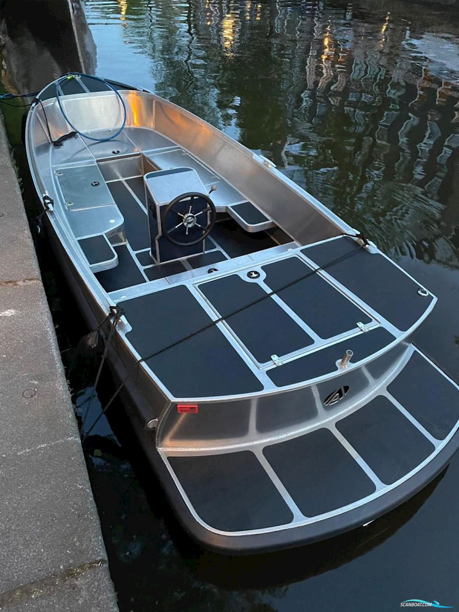 Aluship 550 Tender