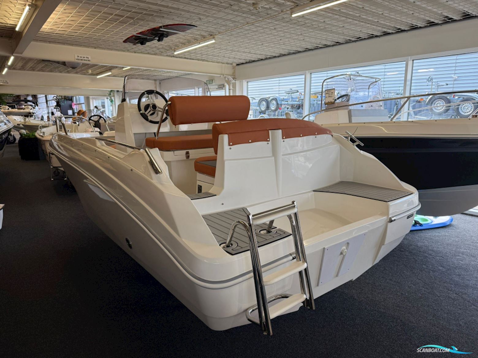 AM Yacht 520 Open