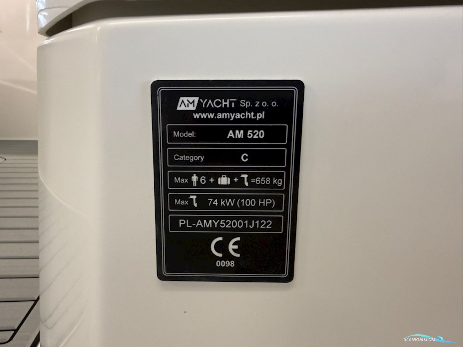 AM Yacht 520 Open