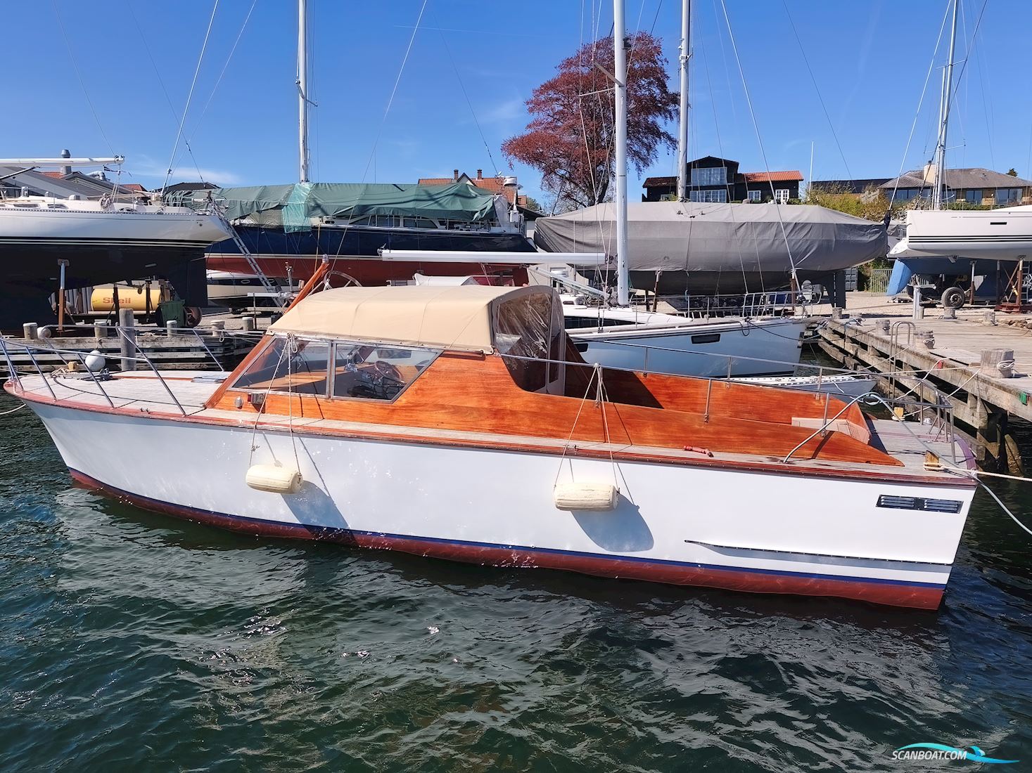 American Motorcruiser 37´ Motorboten 1969, met Perkins Sabre motor, Denemarken