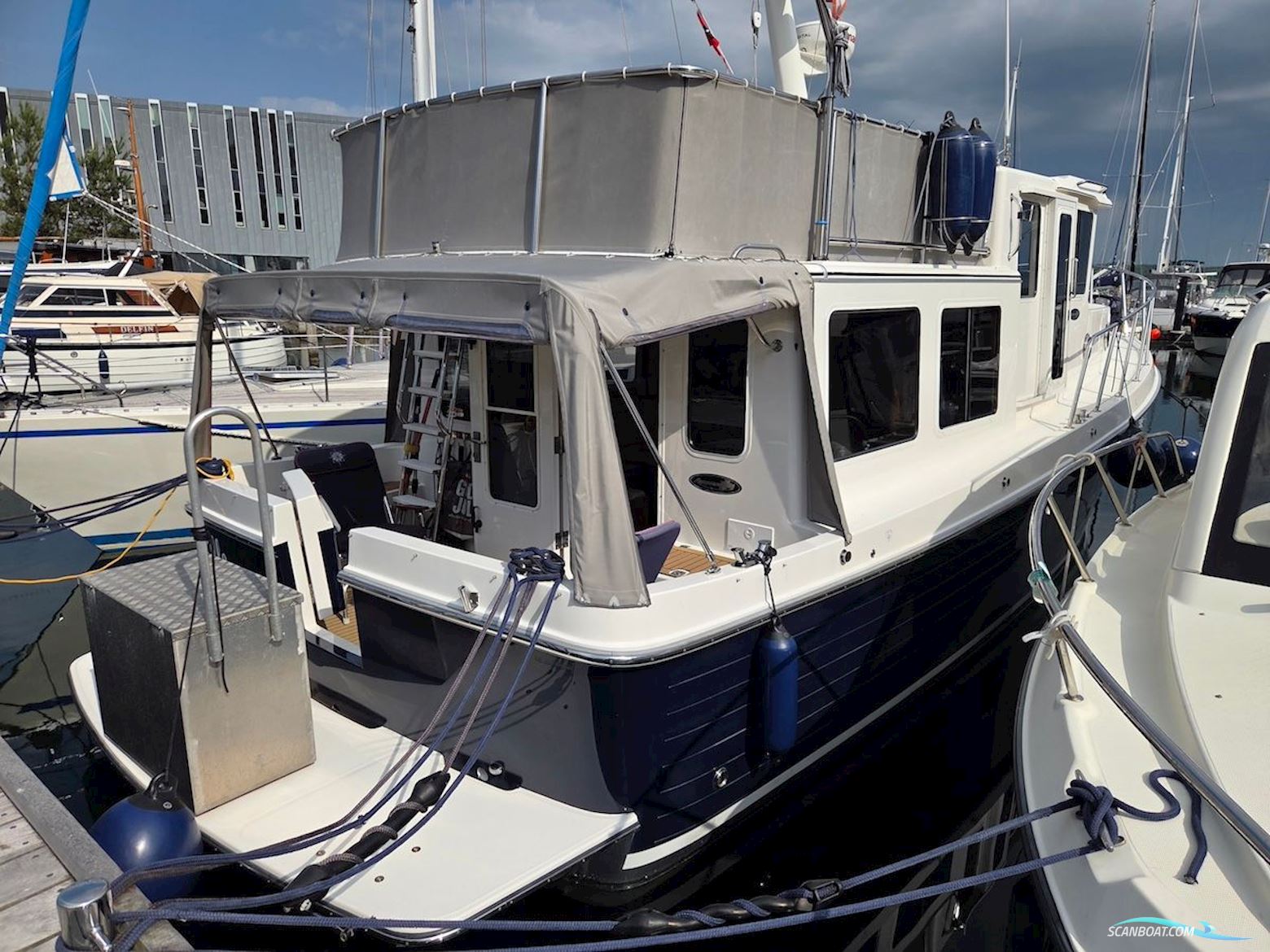 American Tug 34