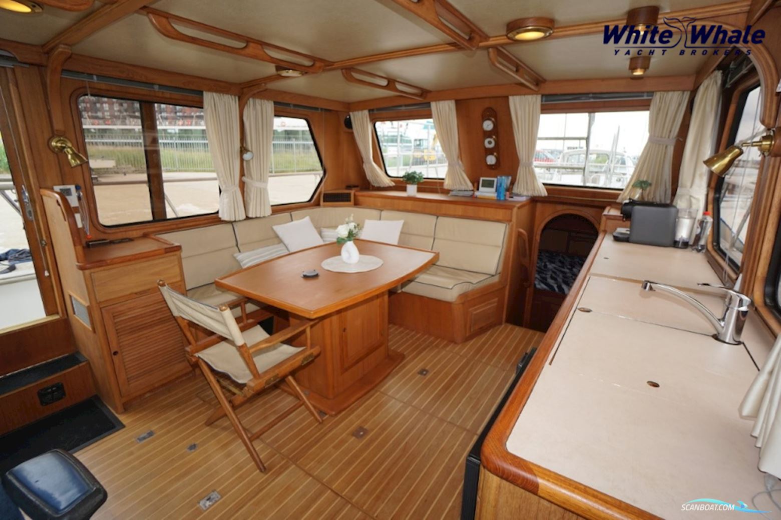 Ams Marine Yachts Trawler 42 DC