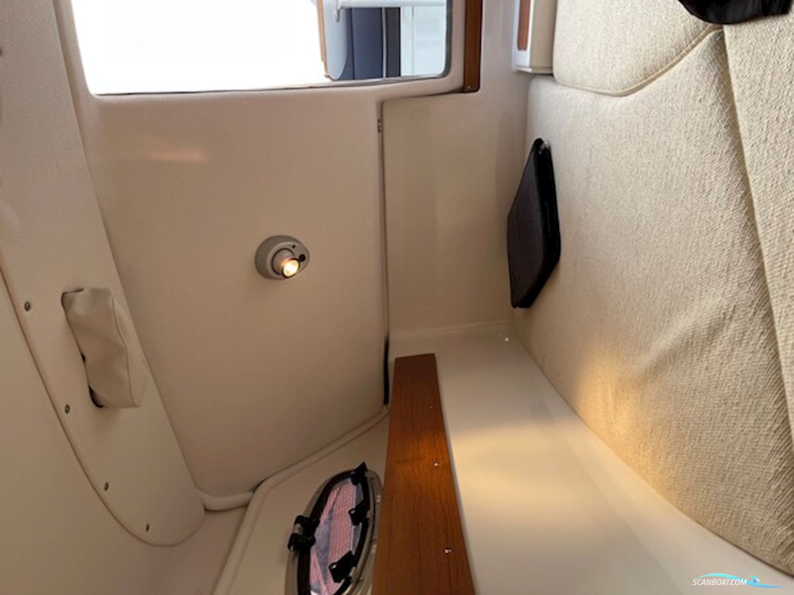 Amt 200 DC Med 135 hk Honda-Efi 4 Takt og 1800 kg Brenderup Bådtrailer - Anvisningssalg - Solgt