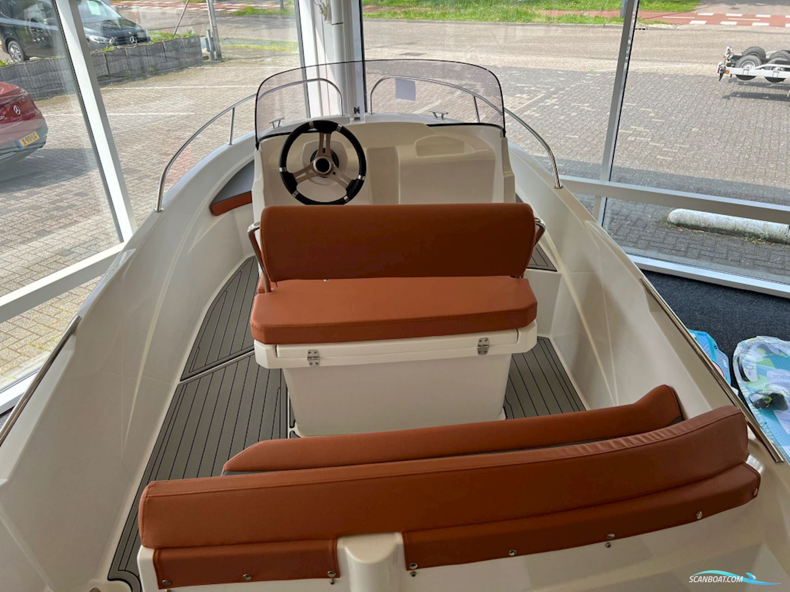 An Marin Aston 18 - New -