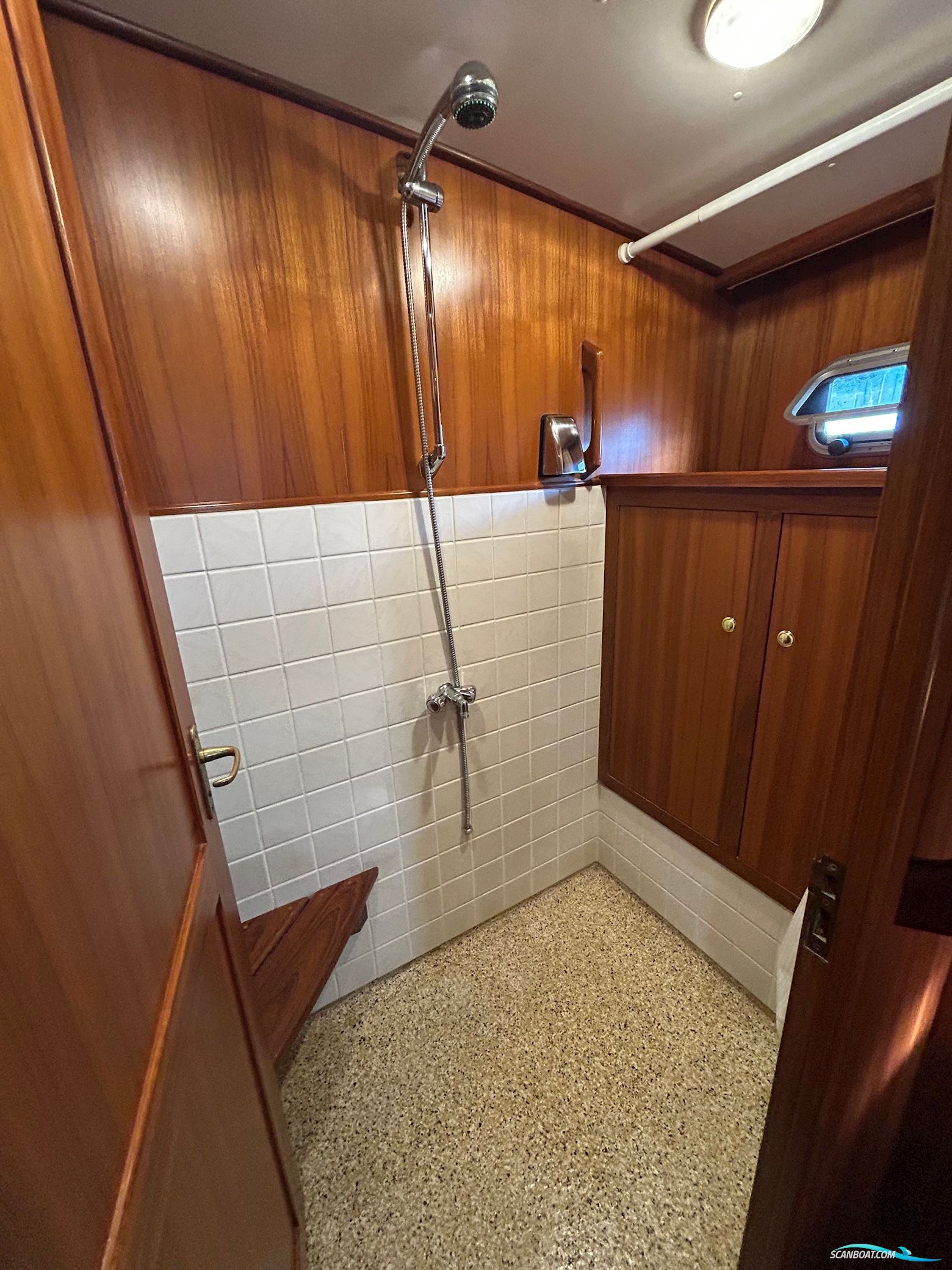 Ankertrawler 1700 AK/PH