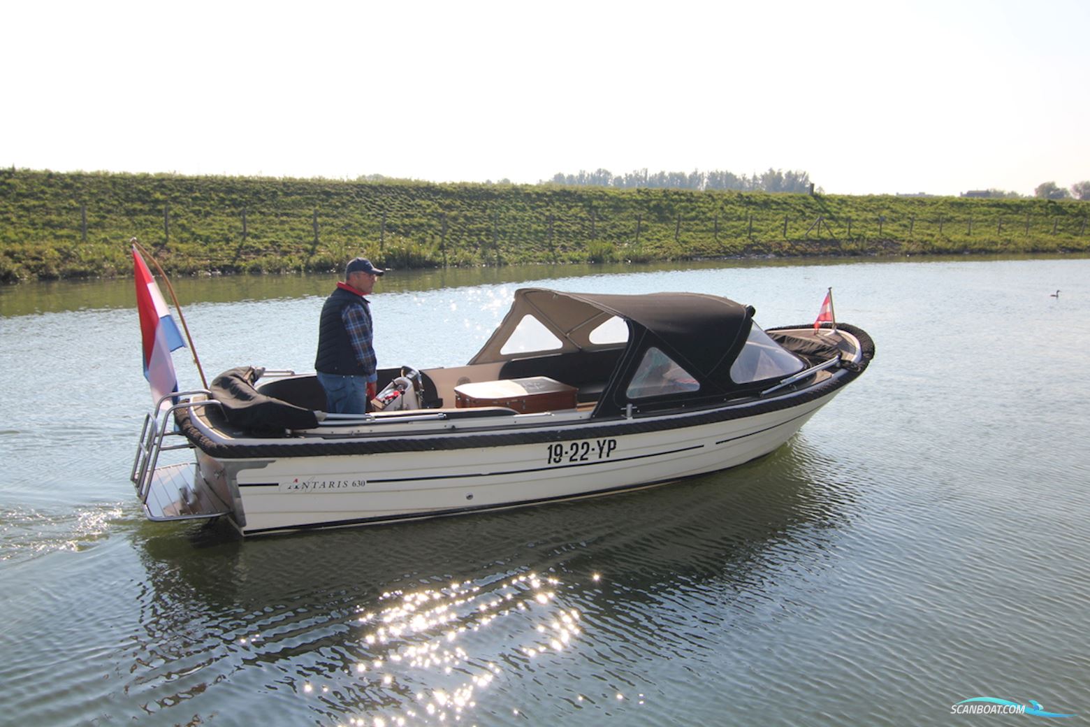 Antaris 630 Flying Lounge