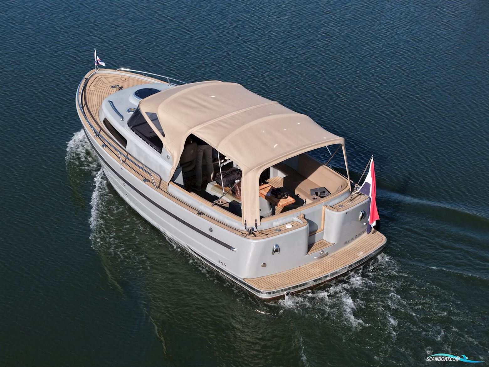 Antaris Seventy7 Cabin