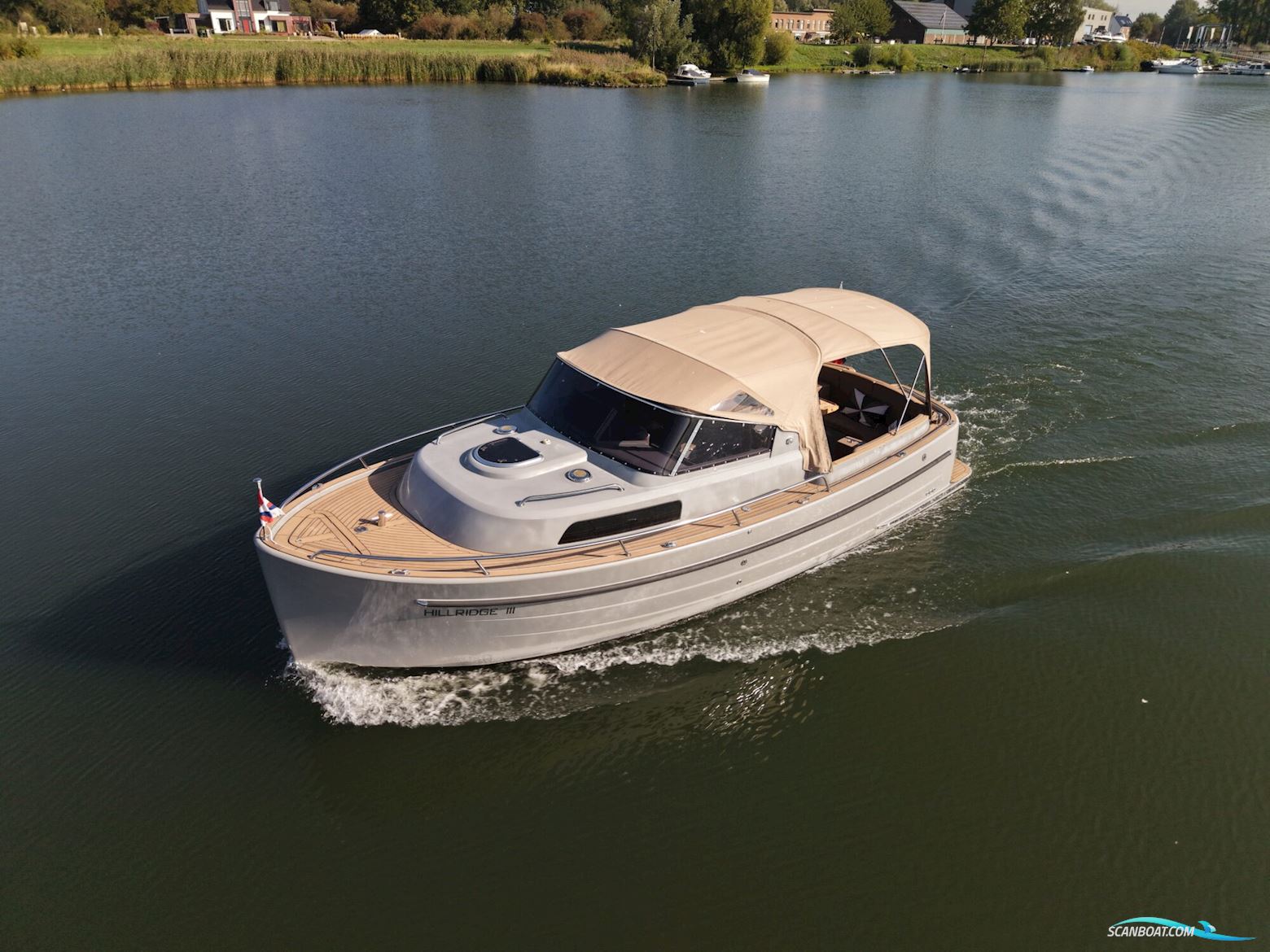 Antaris Seventy7 Cabin