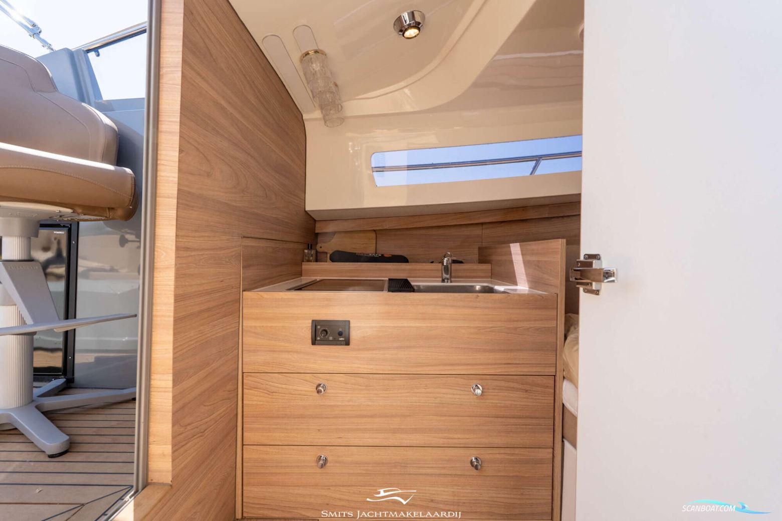 Antaris Seventy7 Cabin
