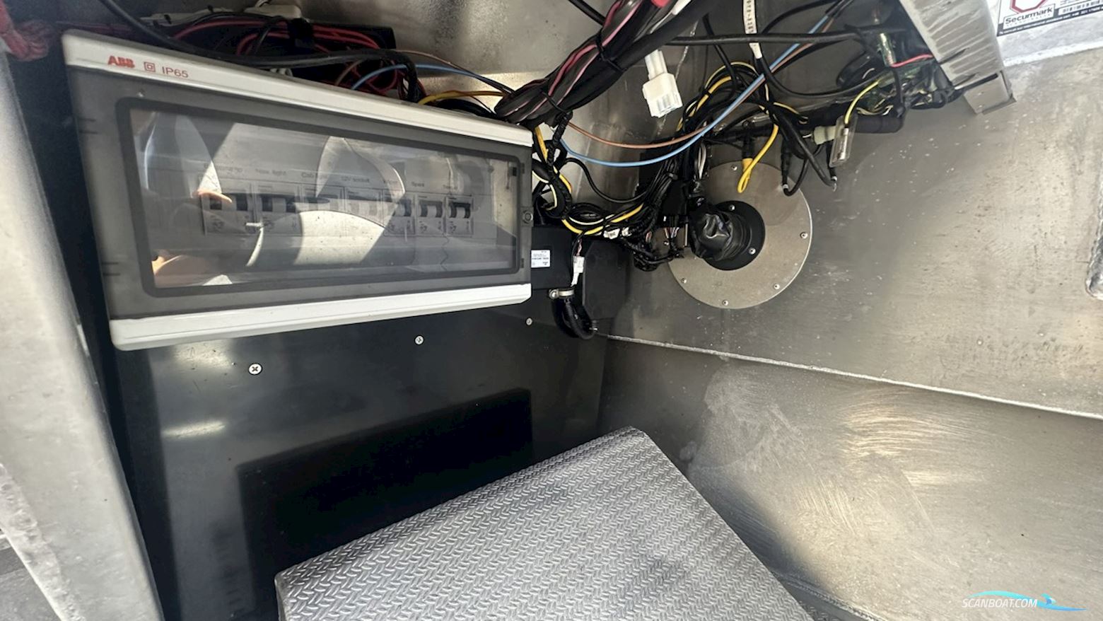 Anytec 747 Cab