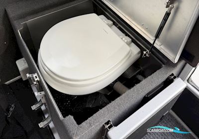 Anytec A27C Motorboten 2021, met Mercury motor, Sweden