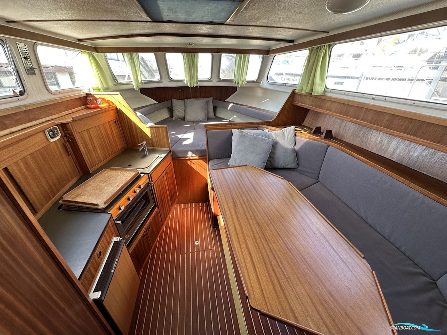 Apollo 32 TT de Luxe AK