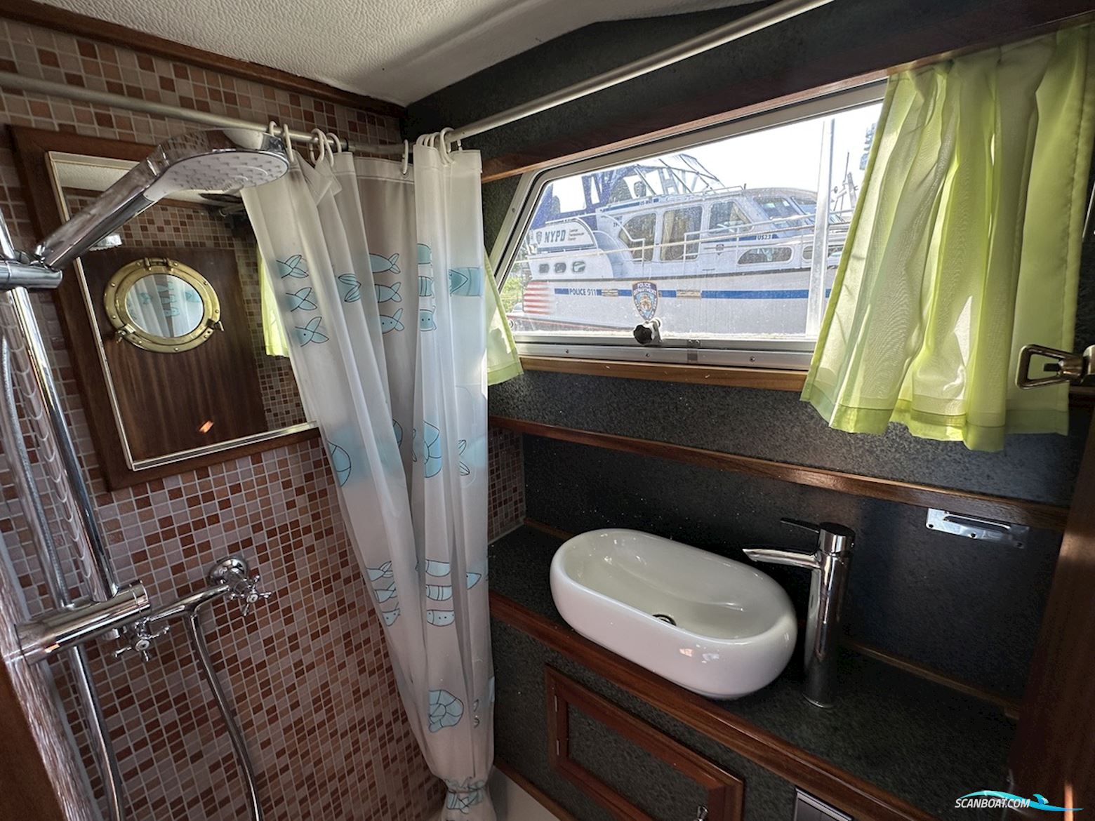 Apollo 32 TT de Luxe AK