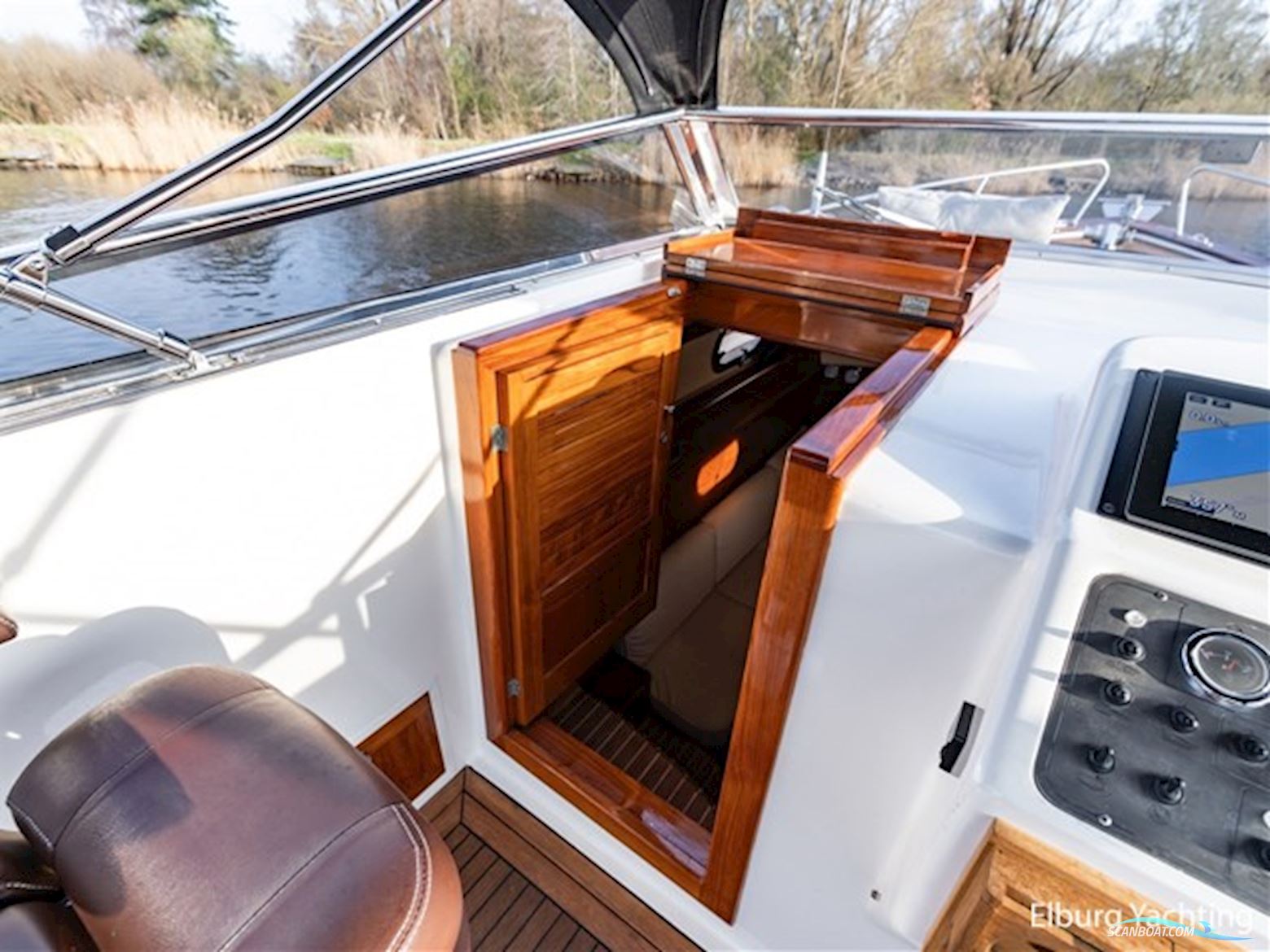 Apreamare 10 Semi Cabinato