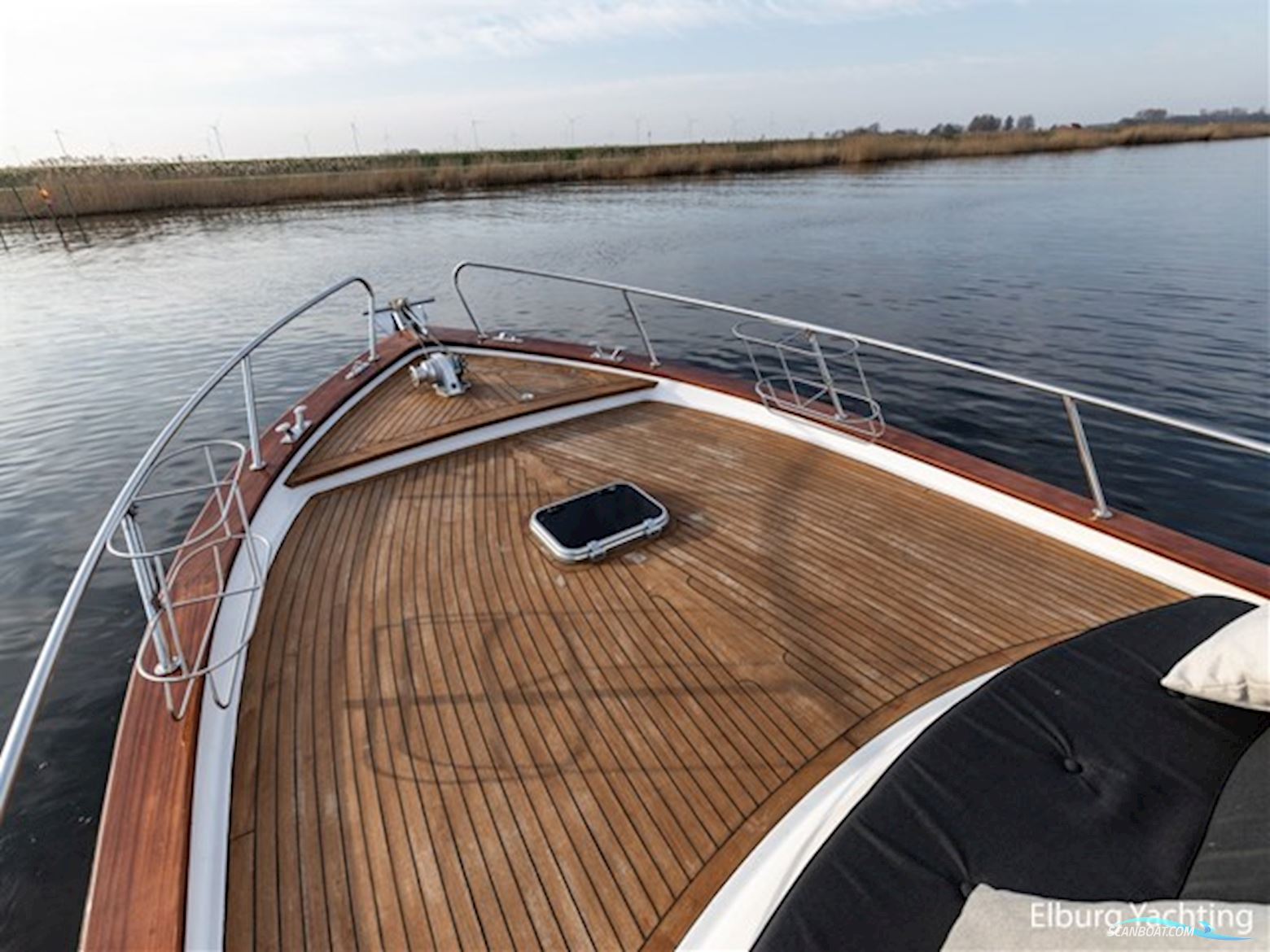 Apreamare 10 Semi Cabinato