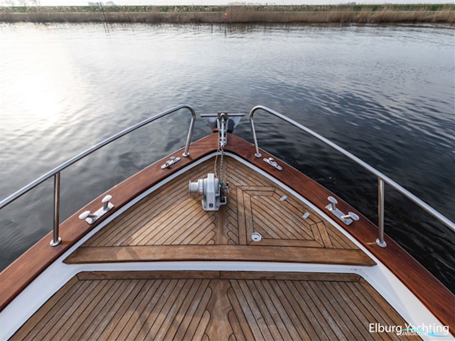 Apreamare 10 Semi Cabinato