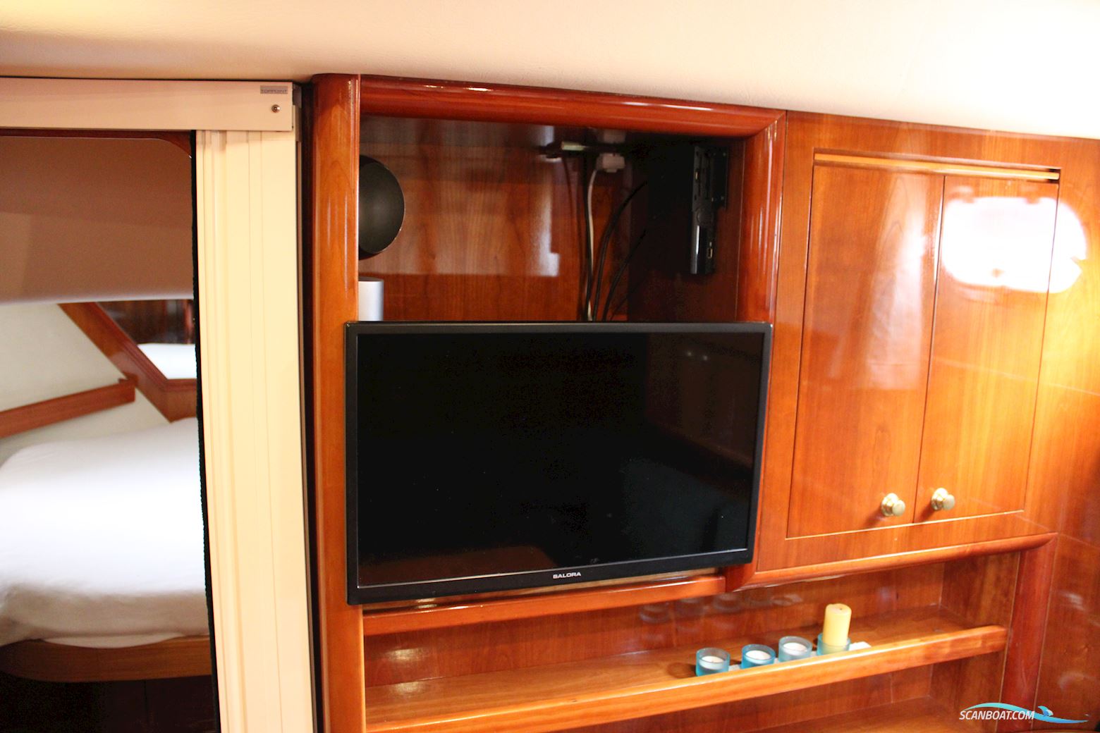 Apreamare 11m semi cabinato