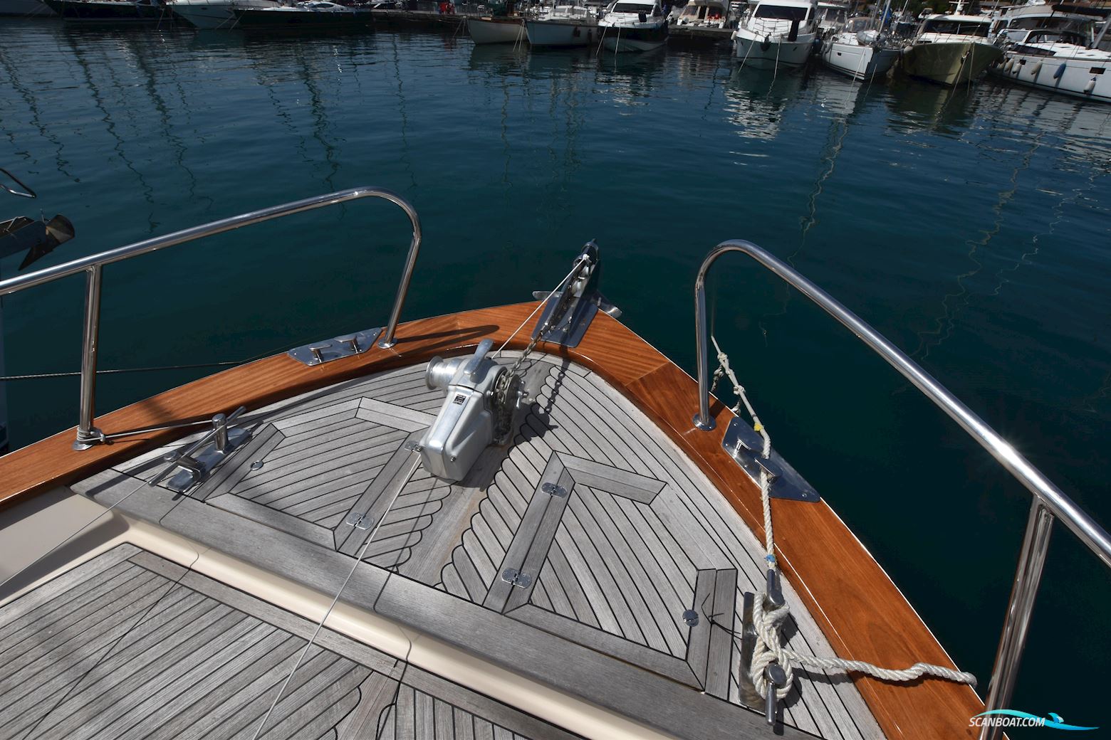 Apreamare 12 CABINATO