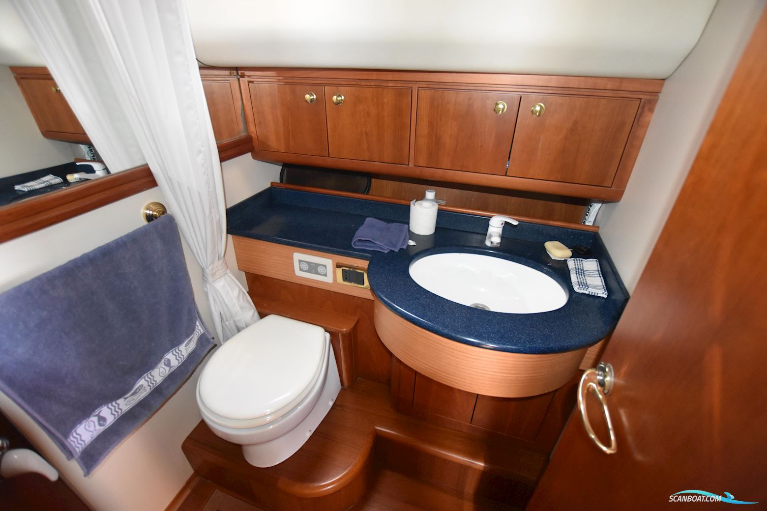 Apreamare 12 CABINATO