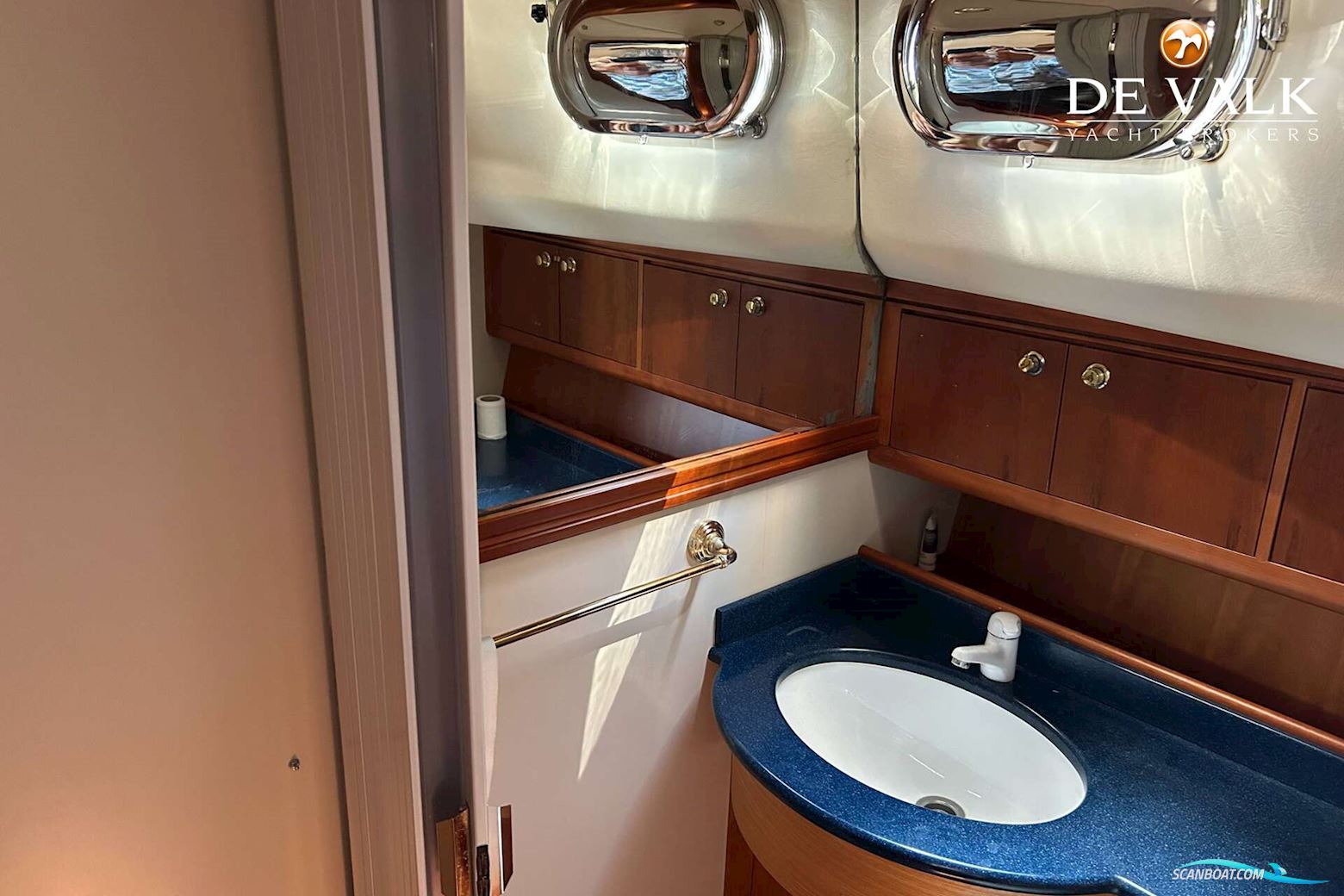 Apreamare 12 Cabinato