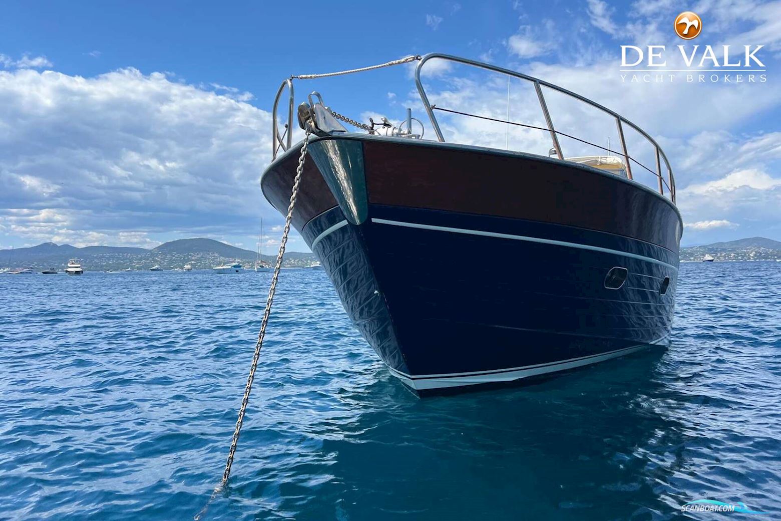 Apreamare 12 Semi-cabinato