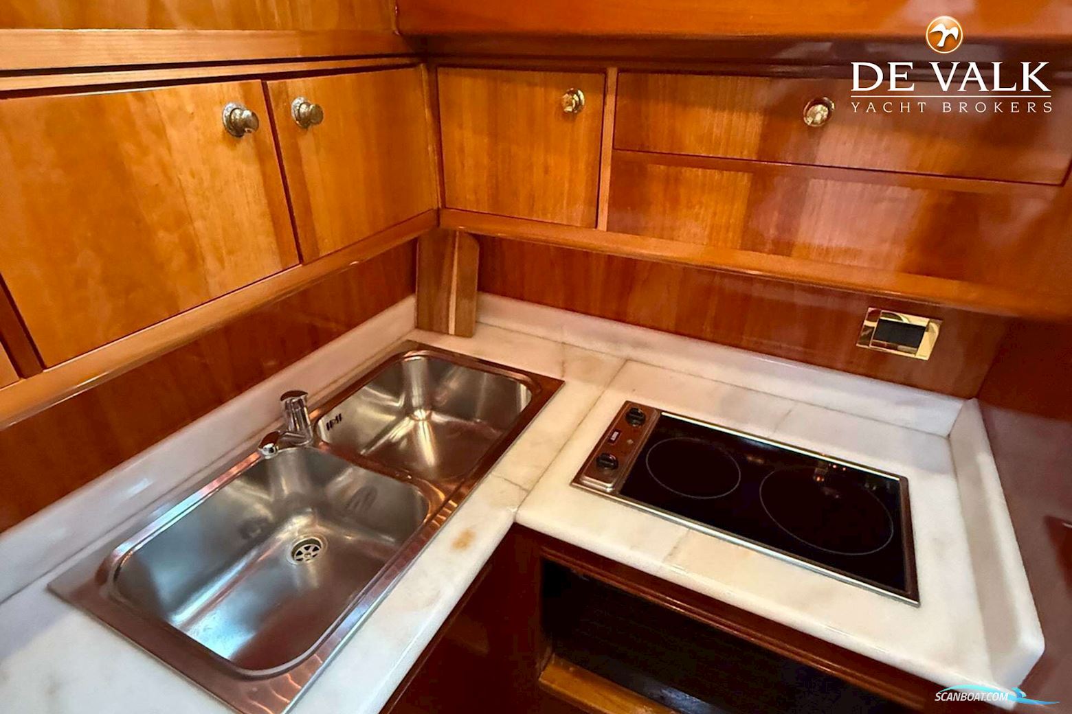 Apreamare 12 Semi-cabinato