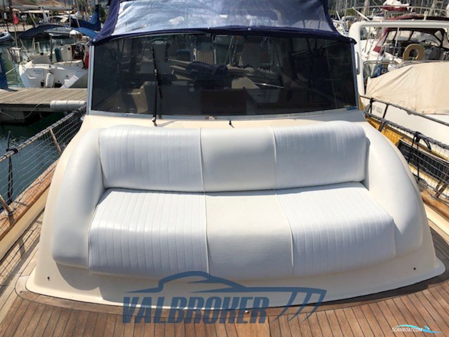 Apreamare Aprea 10 Semi Cabin