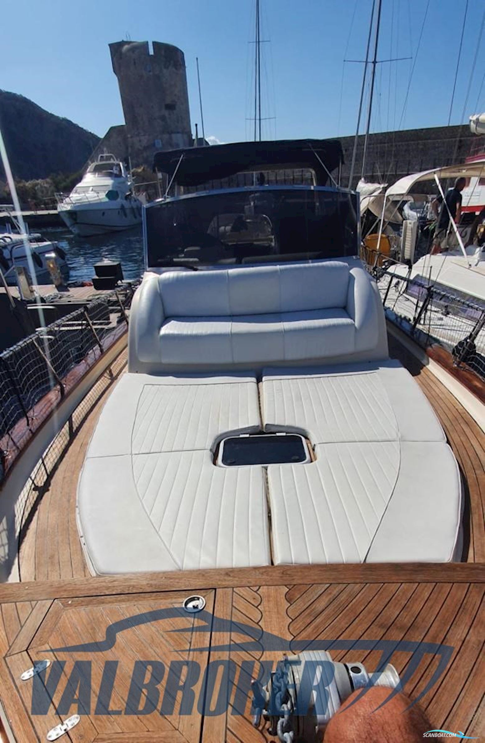 Apreamare Aprea 10 Semi Cabin