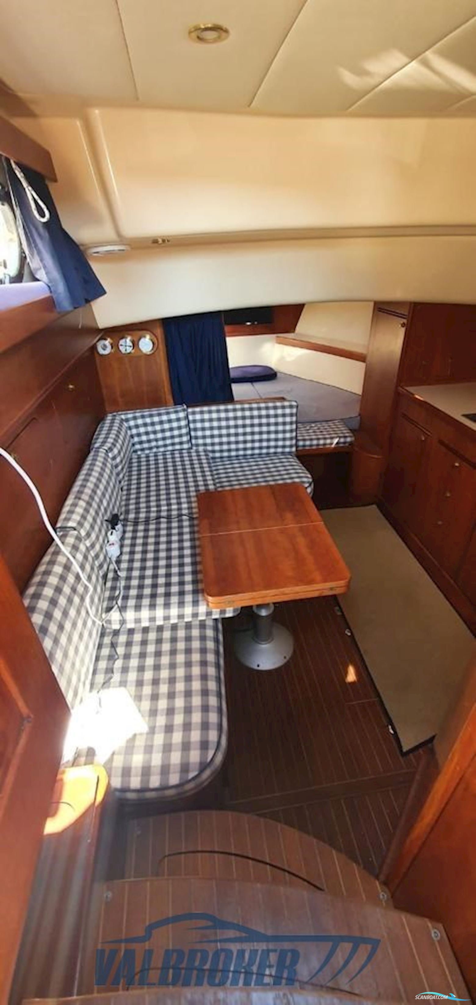 Apreamare Aprea 10 Semi Cabin