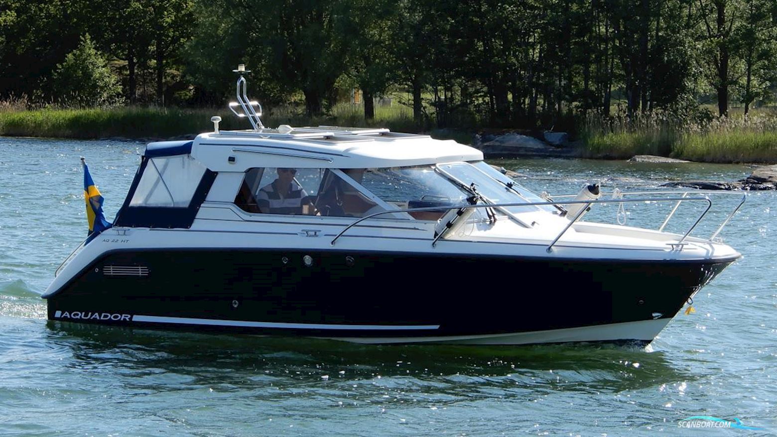 Aquador 22 HT Motorboten 2003, met  Mercruiser motor, Sweden