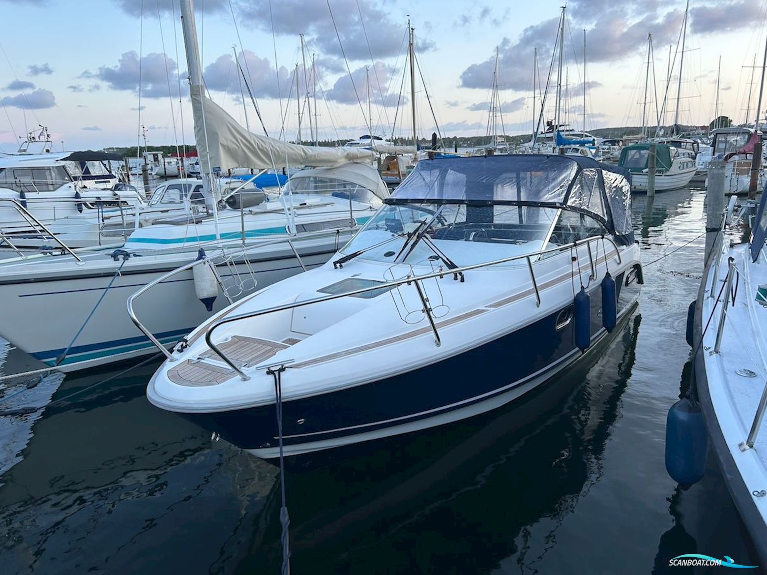 Aquador 23 DC