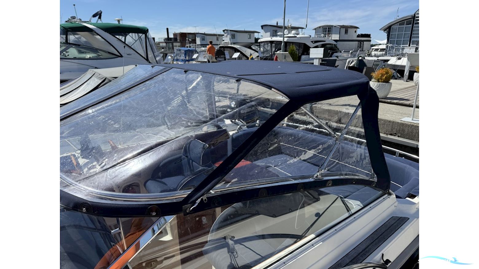 AQUADOR 23 DC