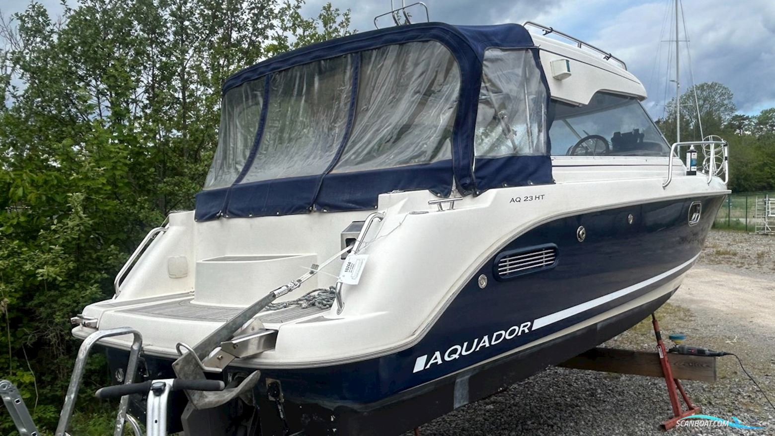 AQUADOR 23 HT