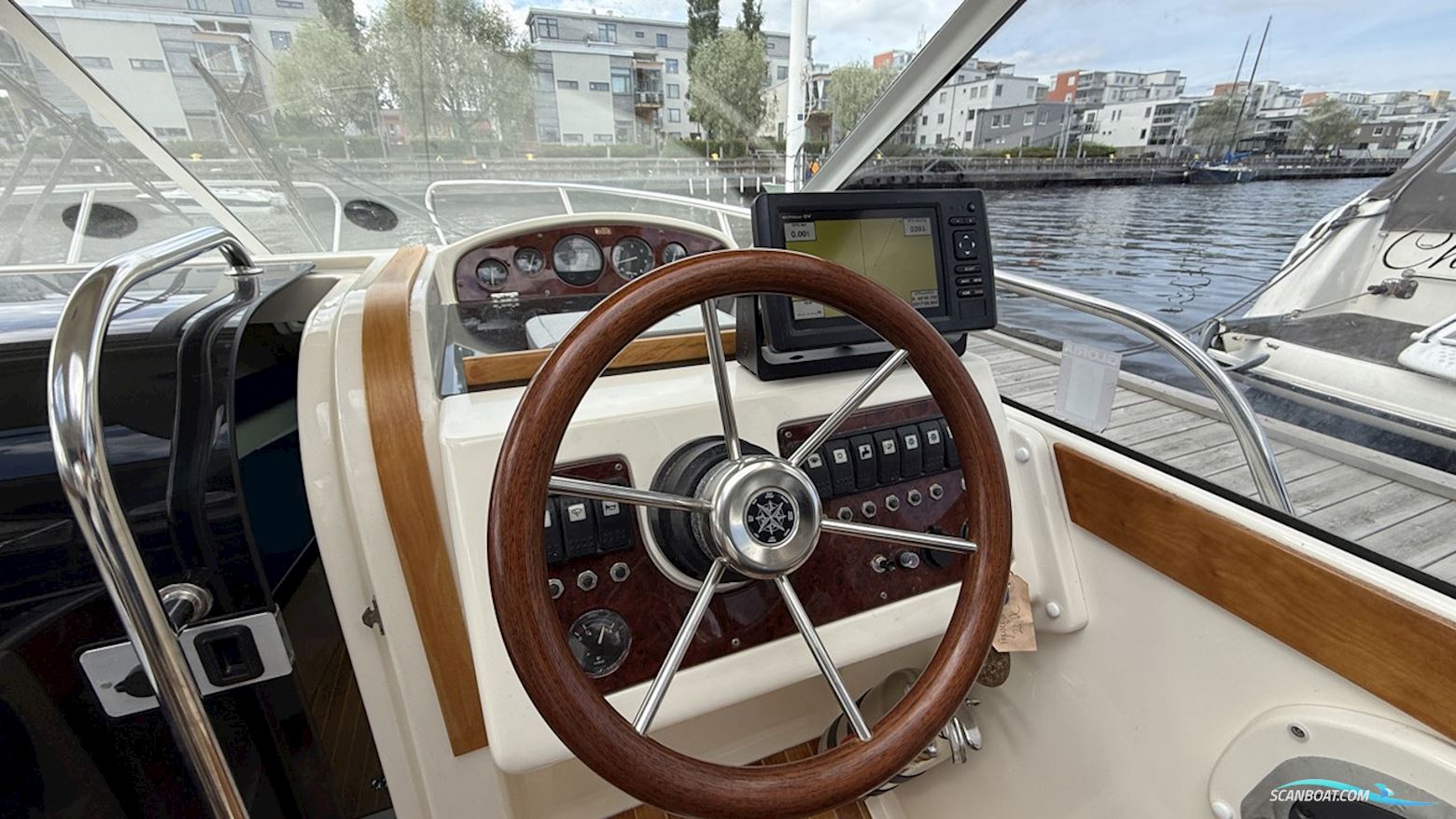 AQUADOR 23 HT