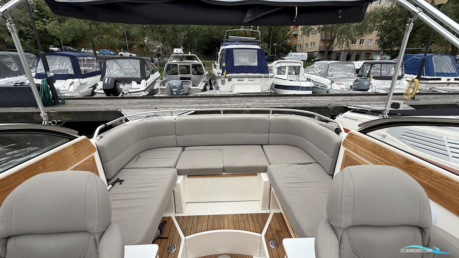 AQUADOR 24 DC