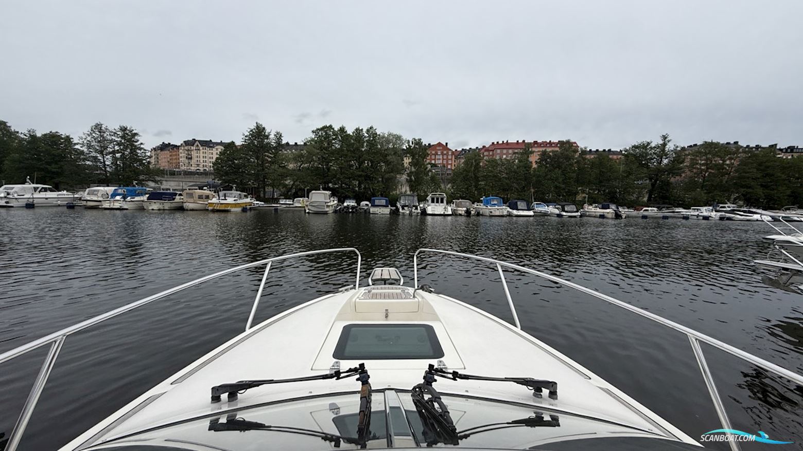 AQUADOR 24 DC