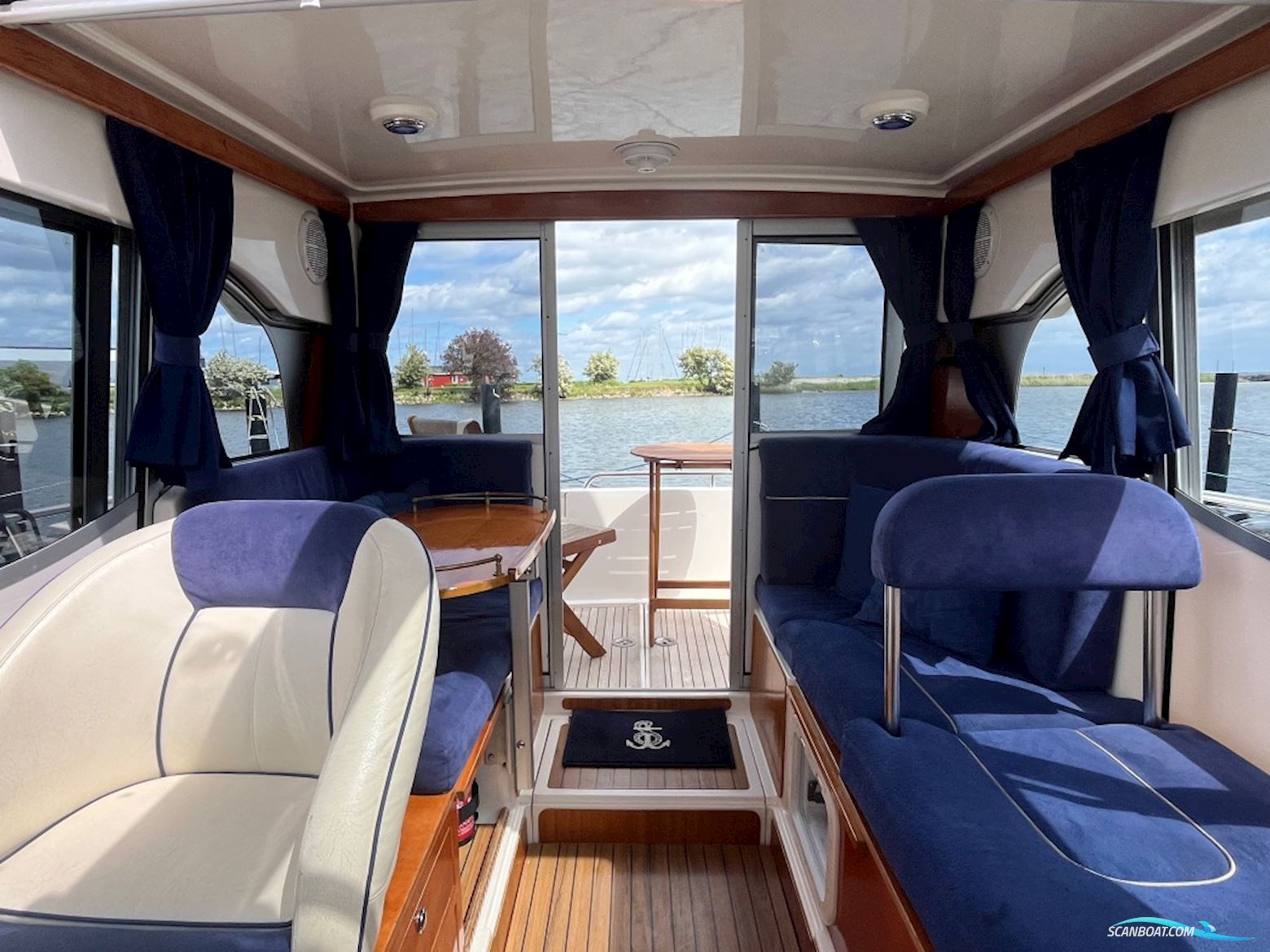 Aquador 25 C  -  SOLGT/SOLD