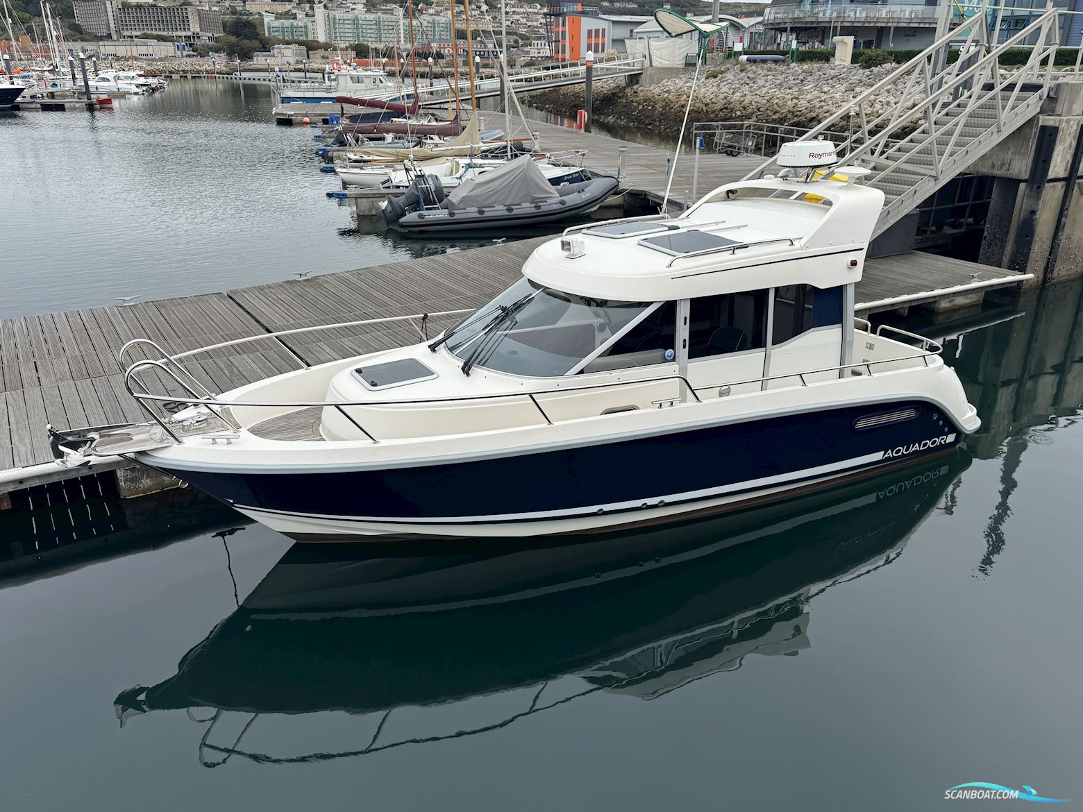 AQUADOR 25 CE Motorboten 2012, met Volvo Penta motor, United Kingdom