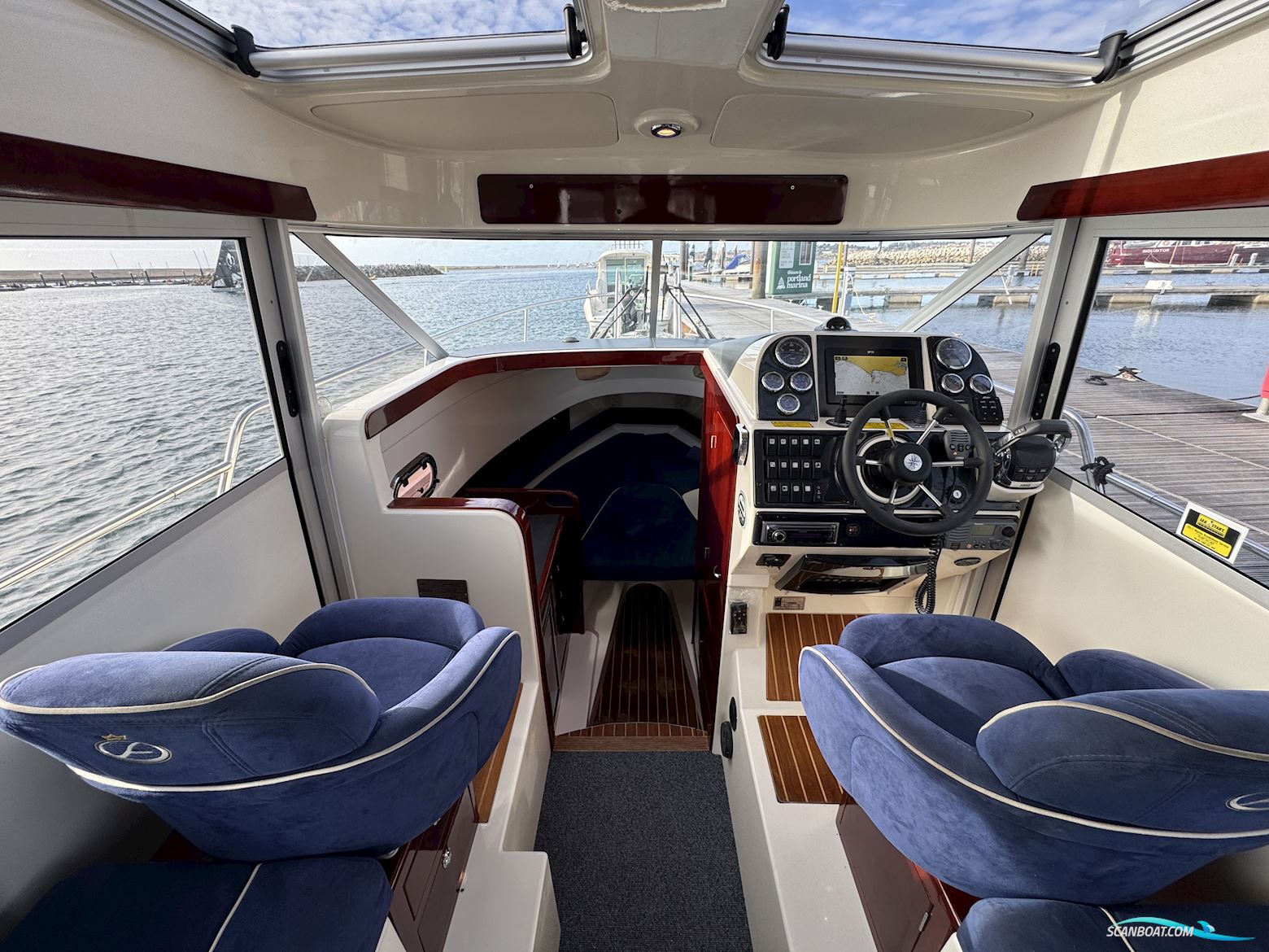 AQUADOR 25 CE