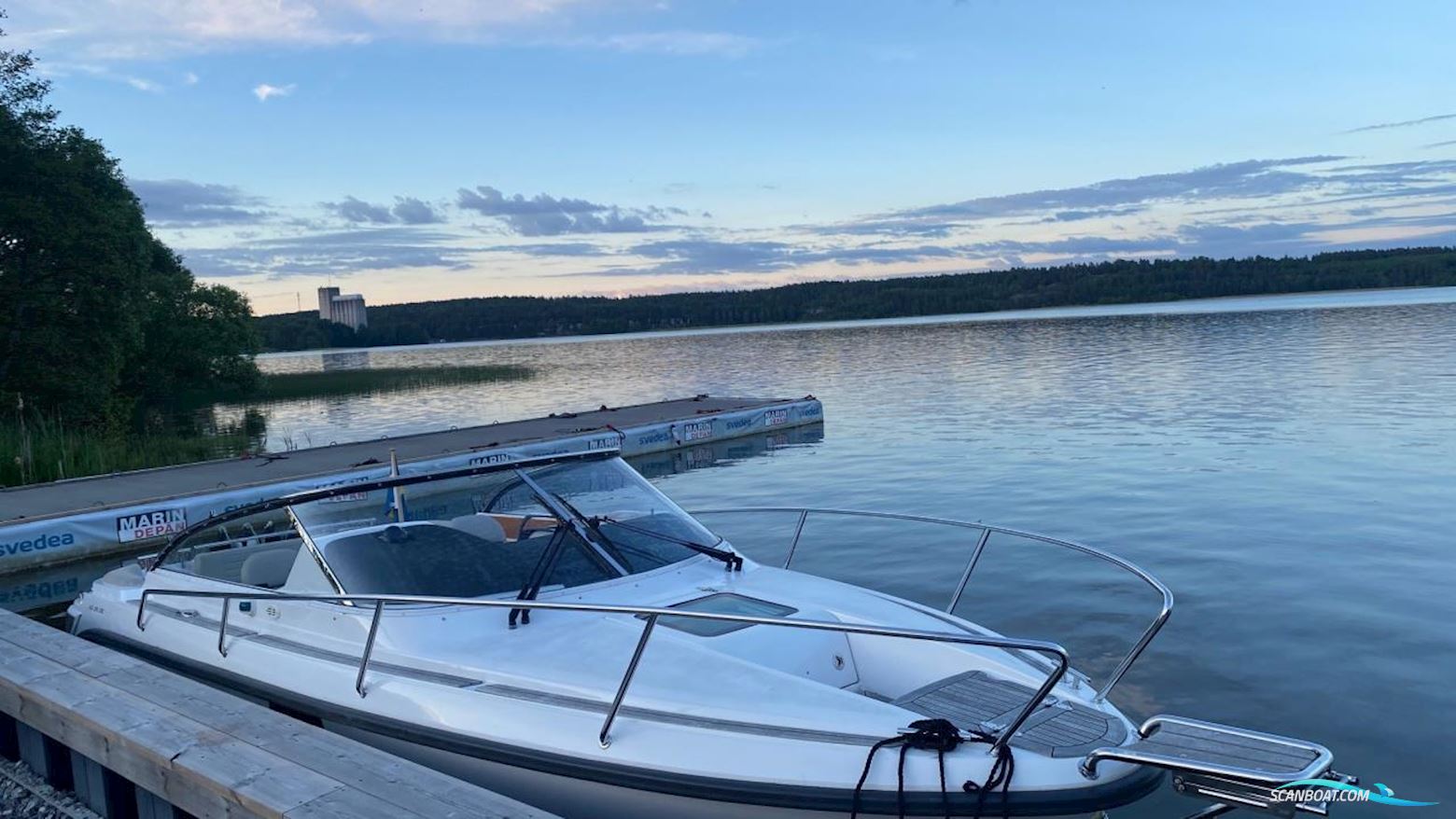 AQUADOR 25 DC Motorboten 2020, met MERCRUISER motor, Sweden