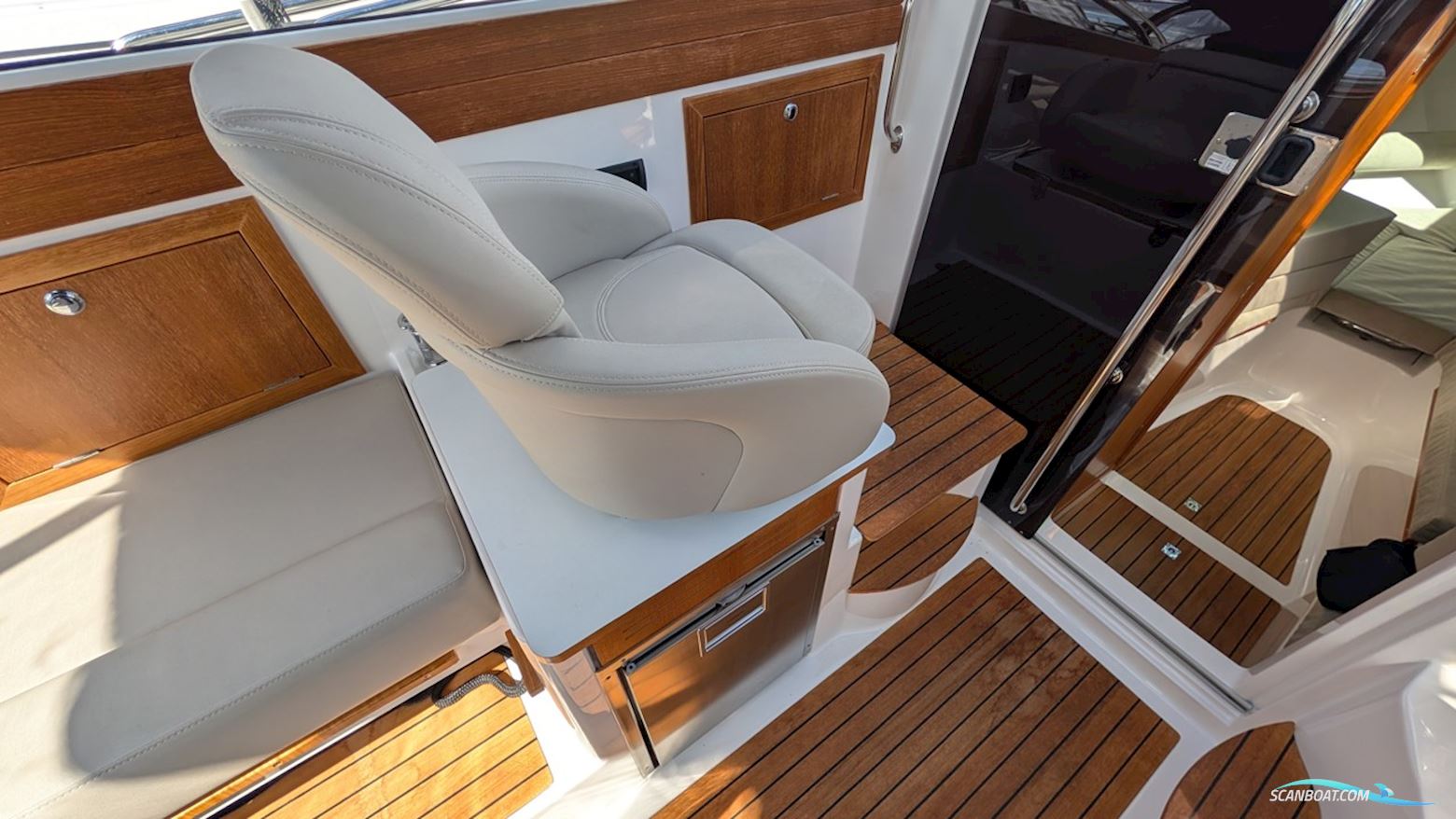 Aquador 25 DC