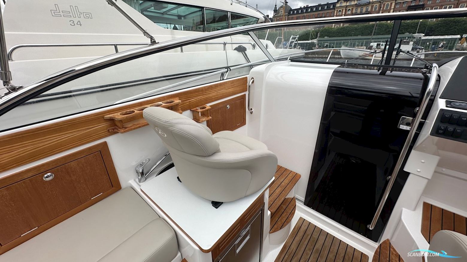 AQUADOR 25 DC