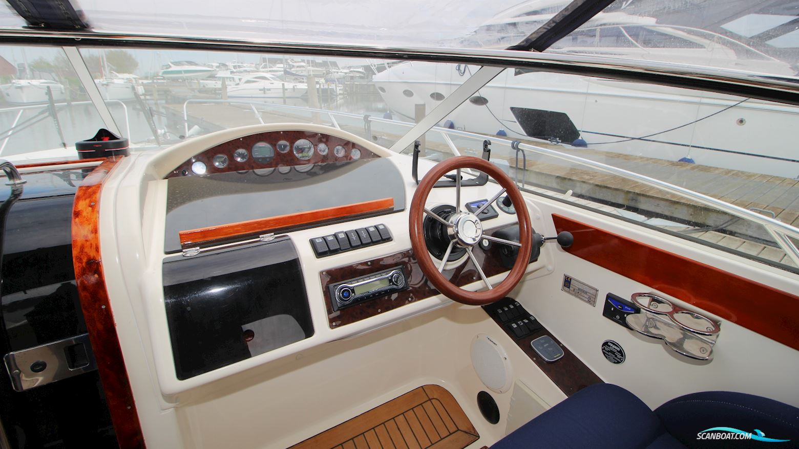 Aquador 26 DC