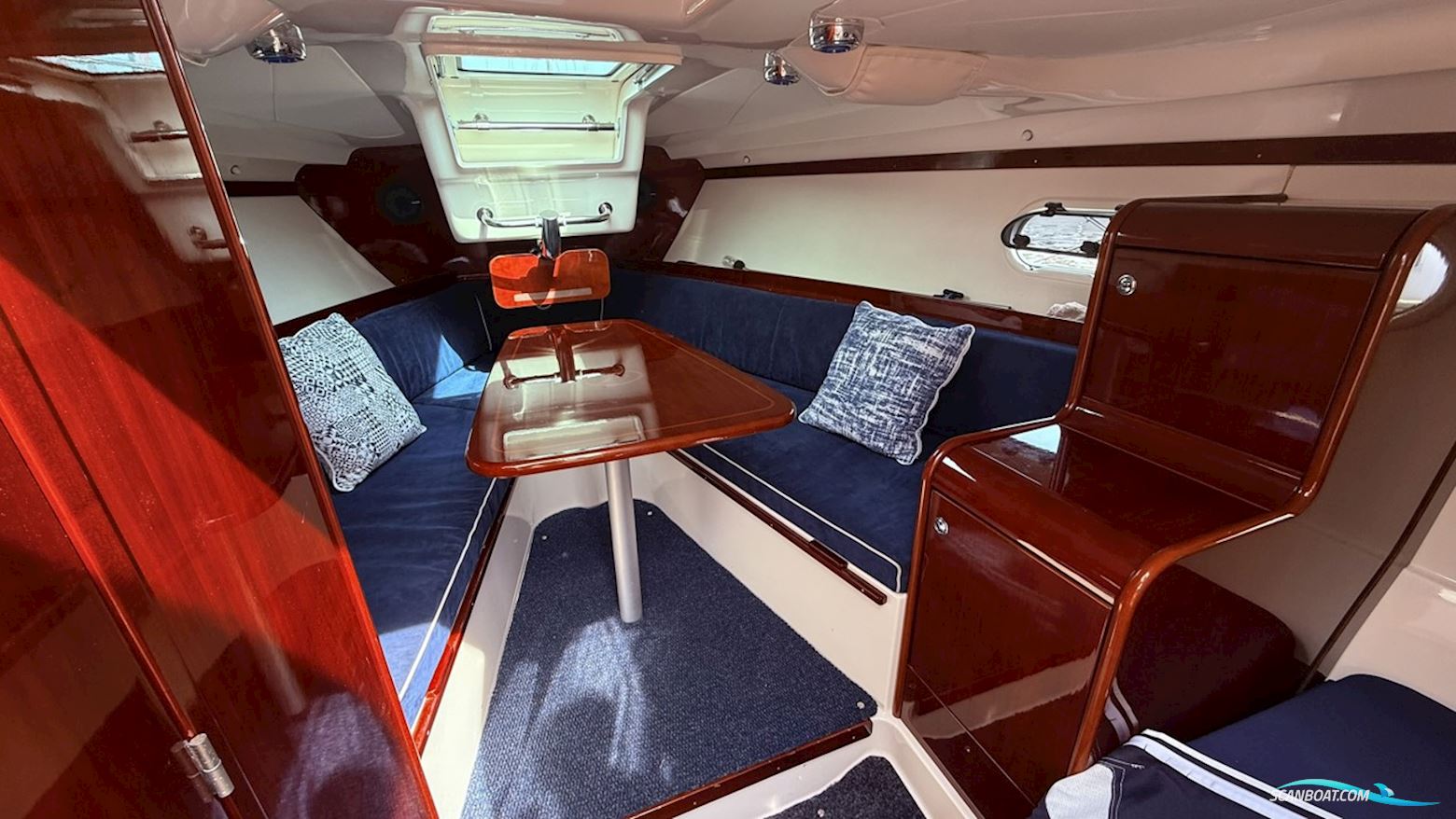 Aquador 26 DC
